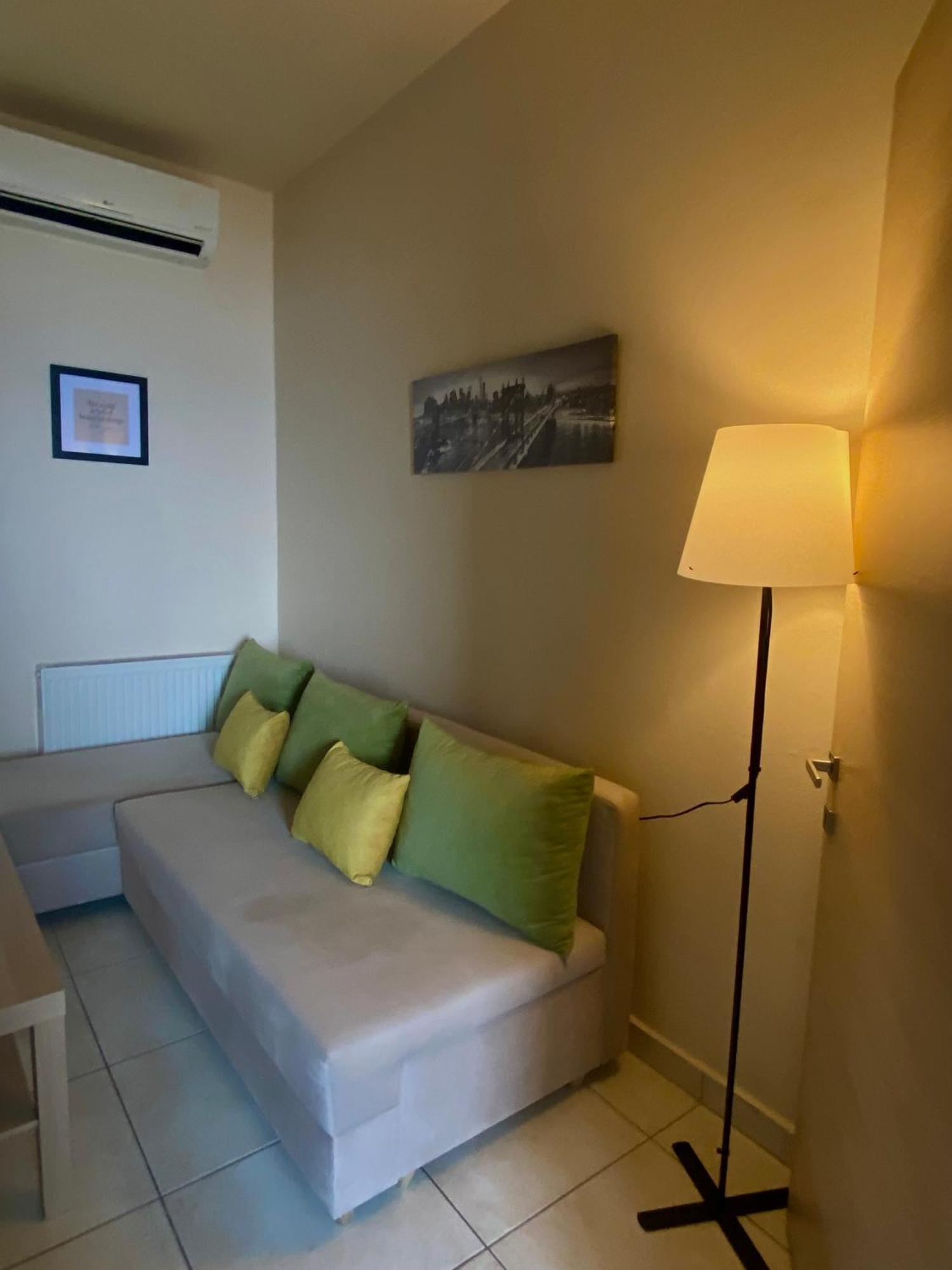 Zisis Apartments No3 カヴァラ エクステリア 写真