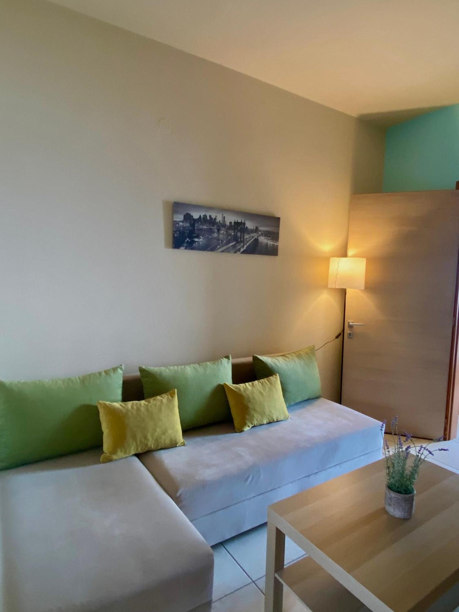 Zisis Apartments No3 カヴァラ エクステリア 写真